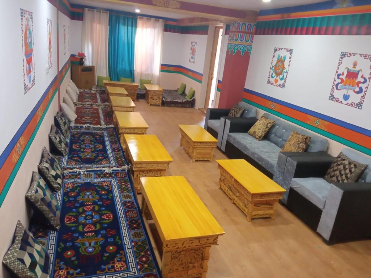 Gaywoo Guest House レー エクステリア 写真